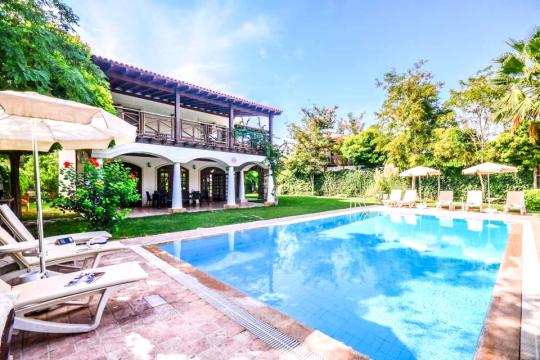 Villa Palmira