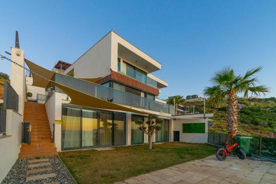 Villa Atlantic