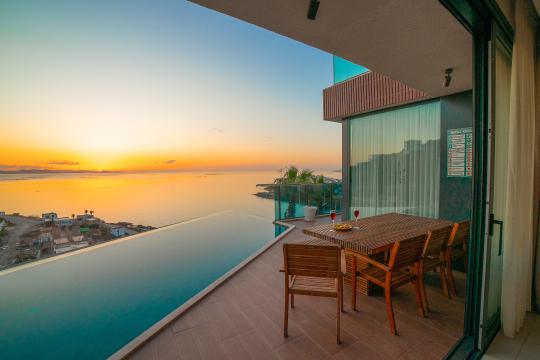 Villa Atlantic