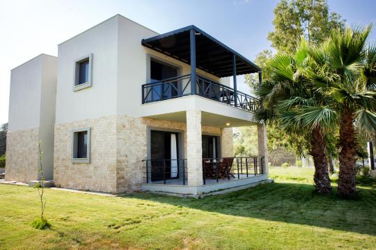 Vivien Residence