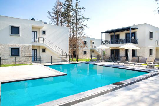 Vivien Residence