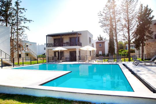 Vivien Residence