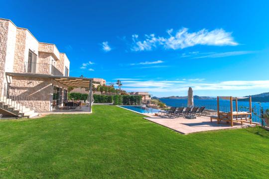 Villa Grand View Beach