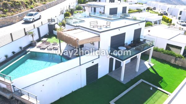 Villa Magic
